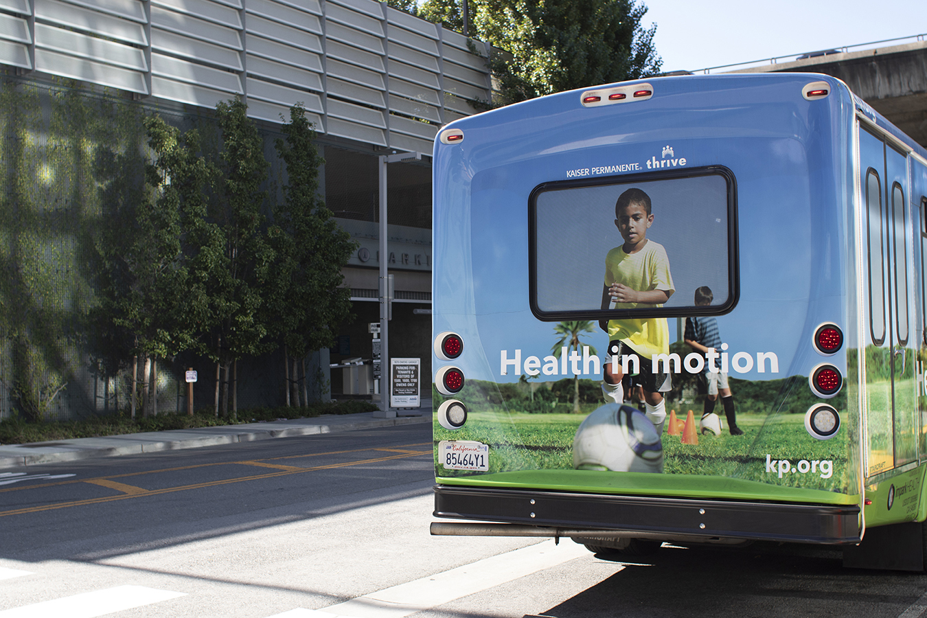 Kaiser Permanente bus