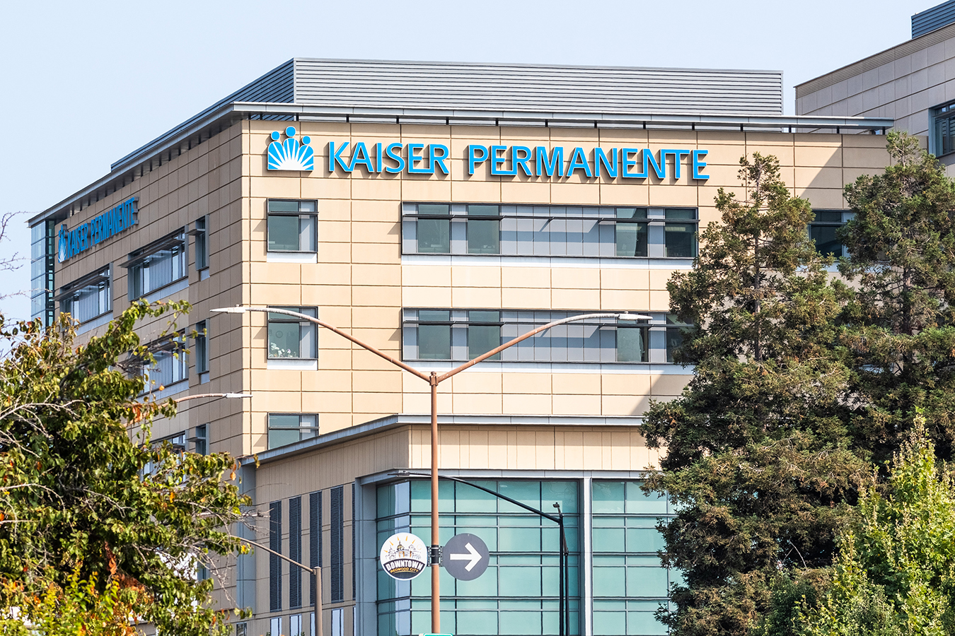 Kaiser permanente payment baxter arena parking